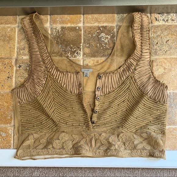 [Ecote] Gold Shimmer Embroidered Crop Tank - Picture 7 of 10